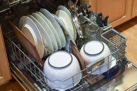 7 choses qu'il faudrait laver plus souvent dans la cuisine | Fraîchement  Pressé